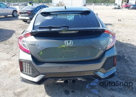 2018 Honda Civic Sport z USA, uszkodzony, nr VIN SHHFK7H49JU207072
